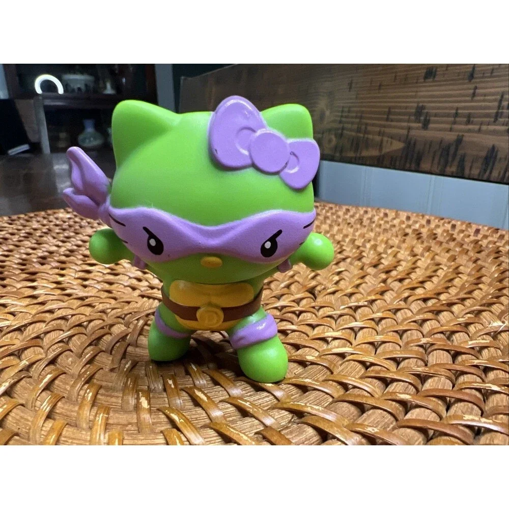 2025 Teenage Mutant Ninja Turtles HELLO KITTY McDonald’s Happy Meal Donatello